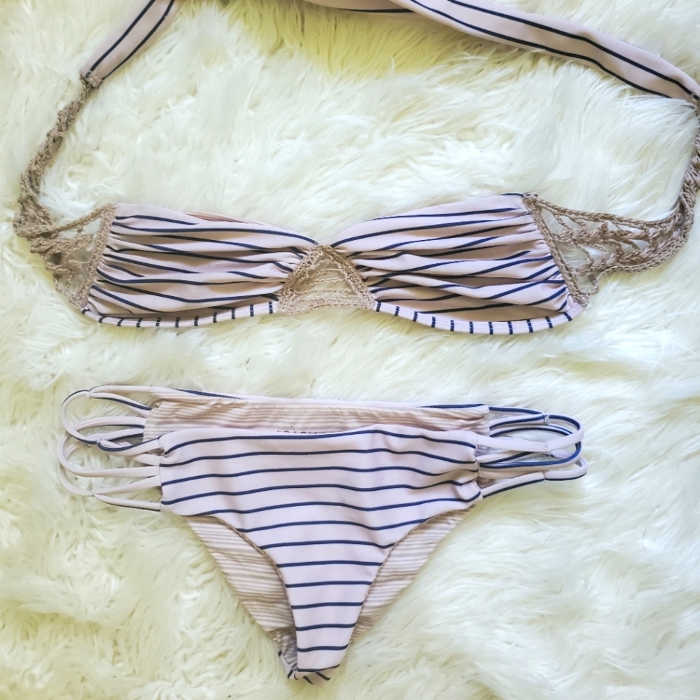 Acacia Cape Code Set - image 1